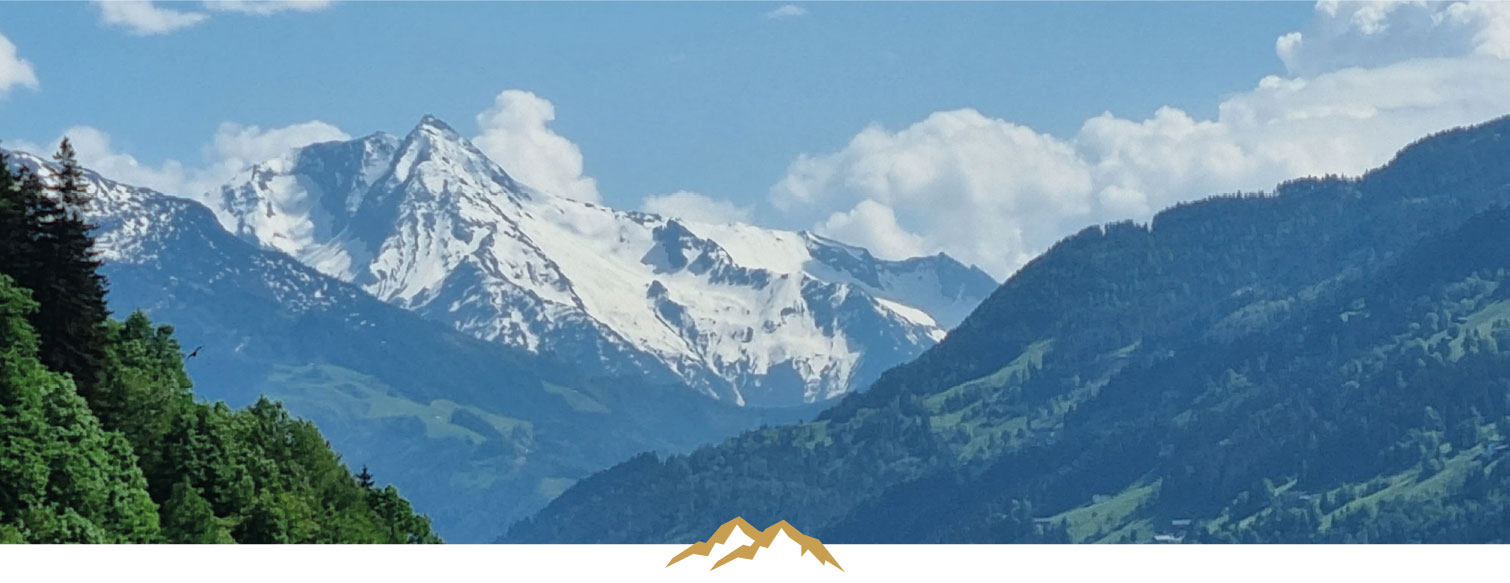 Veronikas Ferienwohnung Zillertal - Fügen - Blick ins Zillertal - Titelbild